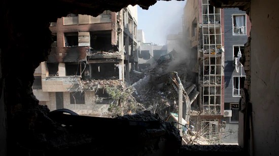 Droit – paravent et diplomatie-complaisance